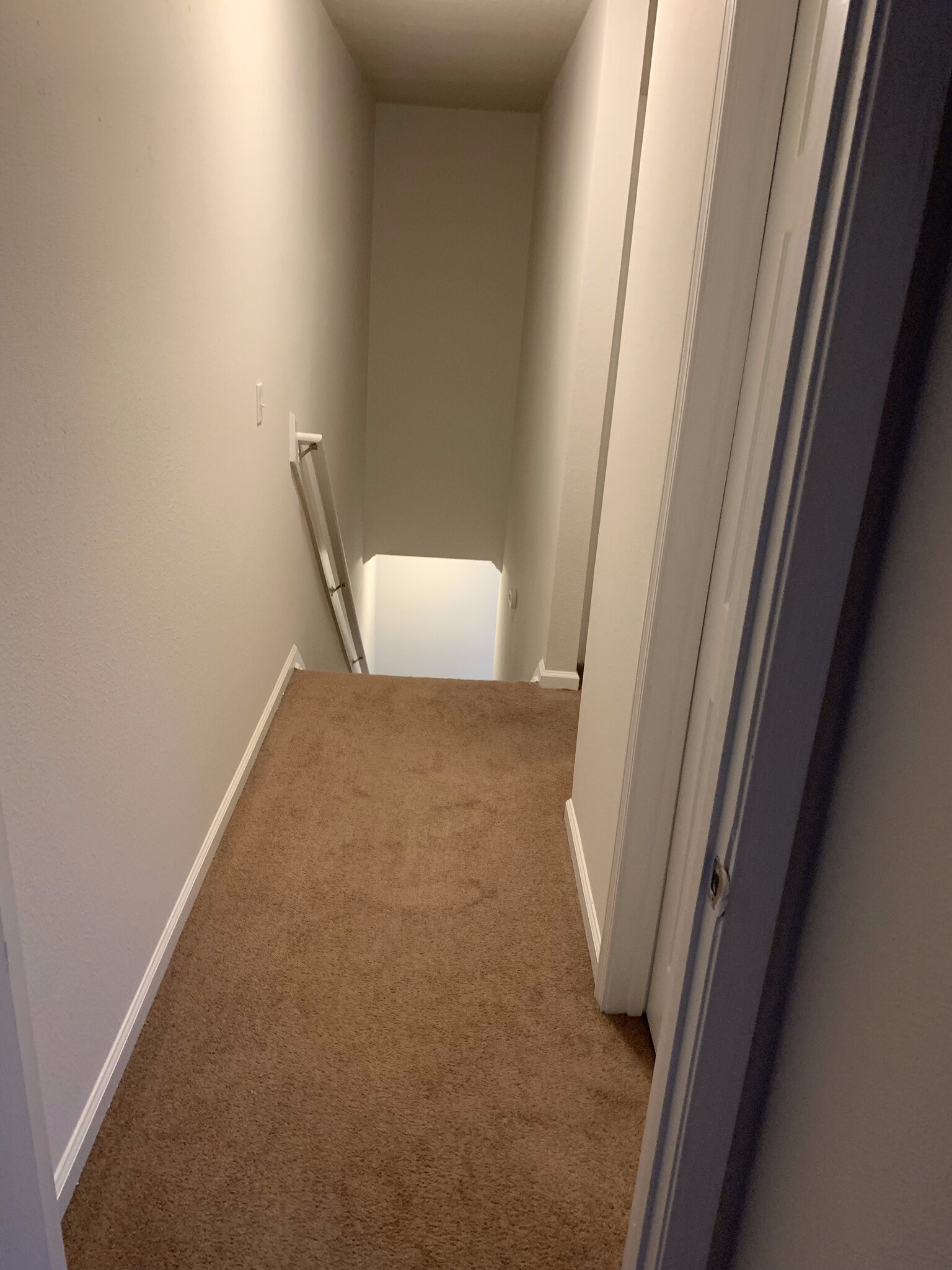 Building Photo - 389 Scrub Jay Dr