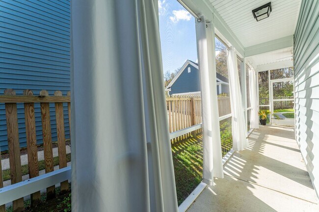 Building Photo - 3 Bedroom 2.5 Bath House in Boltons Landing - West Ashley