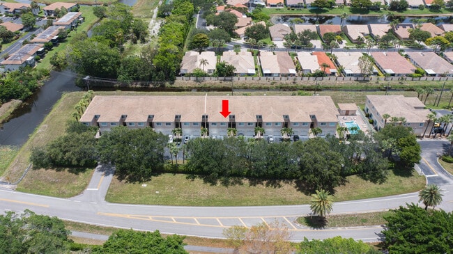 Building Photo - 5441 Via Delray Blvd