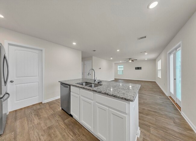 Building Photo - 925 Merganser Way