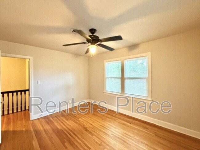 Building Photo - 5524 S Owasso Ave
