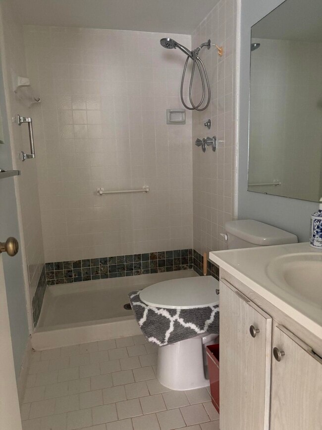 Building Photo - 331 Knotty Pine Cir