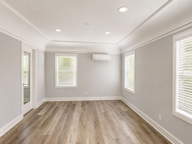 Building Photo - 88 S.Allen Ave