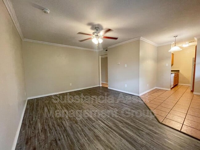 Building Photo - 1430 NW 25th St