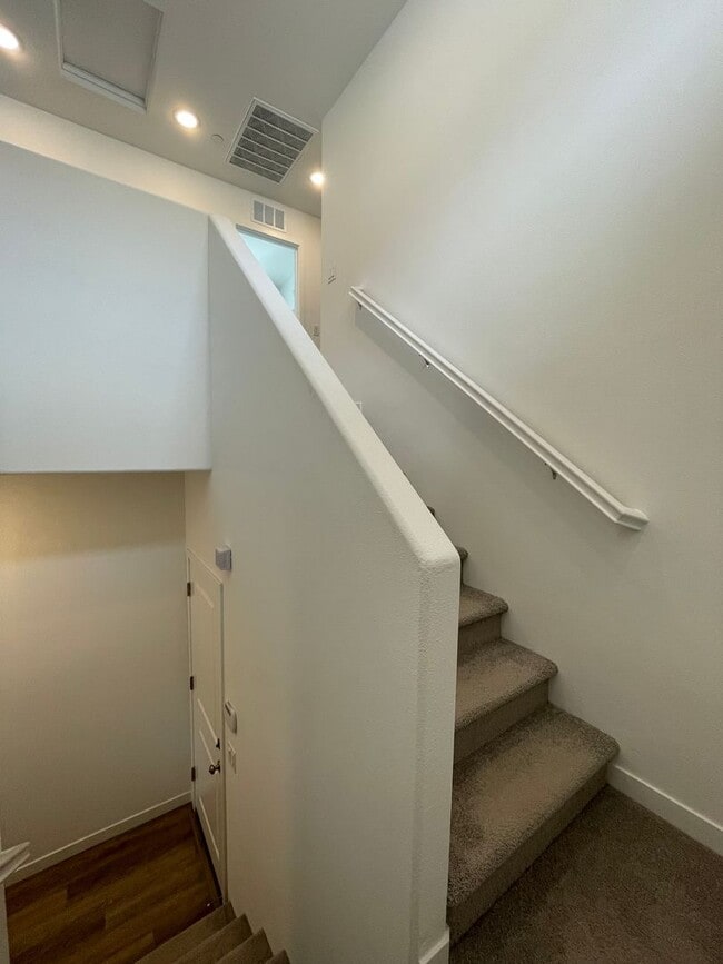 Building Photo - Brand-New, Never-Lived-In Home in a Top-Rated School District!