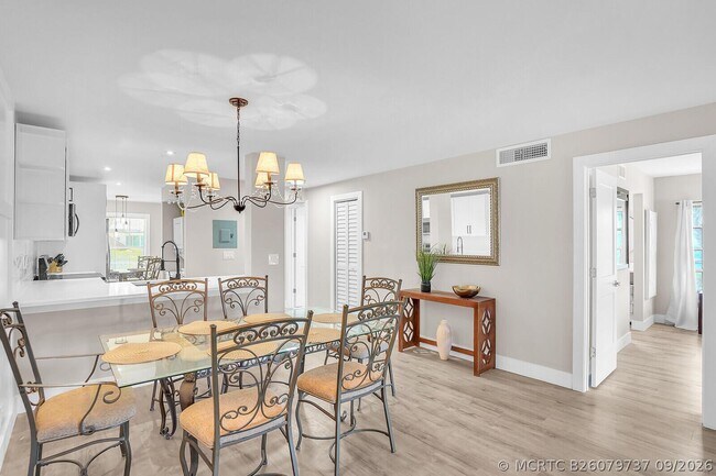 Building Photo - 13719 Via Aurora