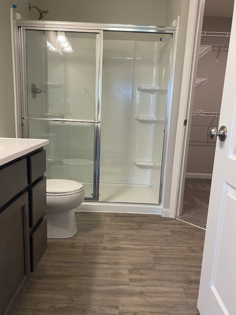 Master Bathroom & Closet - 1260 Slate Ct