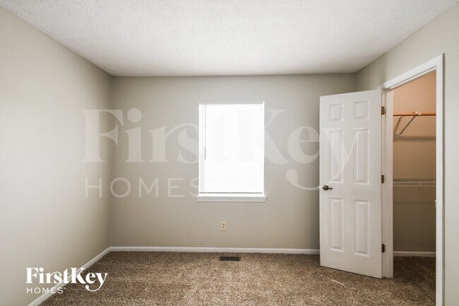 Building Photo - 11116 Cherry Lake Ct