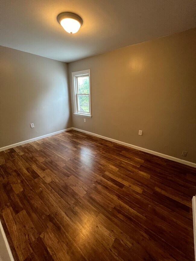 Building Photo - COMING SOON! -3 bedroom 1.5 townhouse in Carlisle PA!