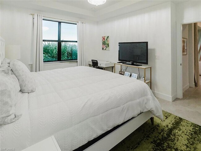 Building Photo - 5690 Mayflower Way