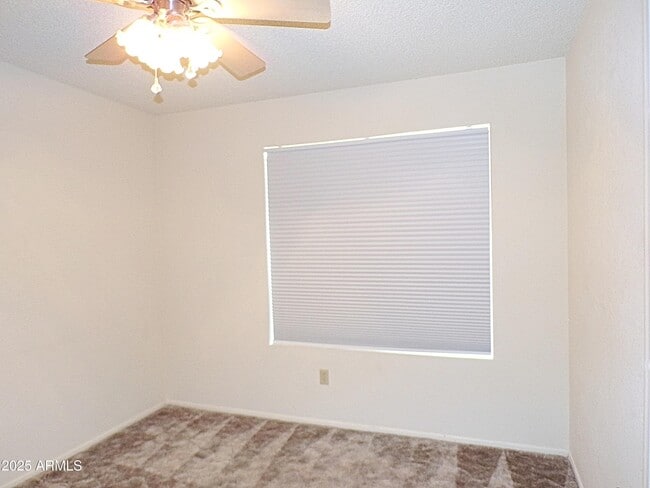 Building Photo - 3448 E Bluebird Dr