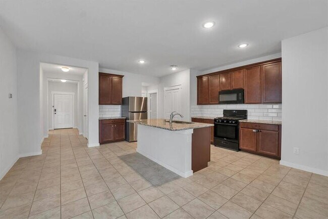 Building Photo - 31415 Stone Ridge Forest Dr