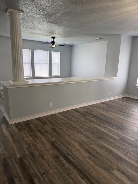 Formal dining area - 9647 Orchid Mdws
