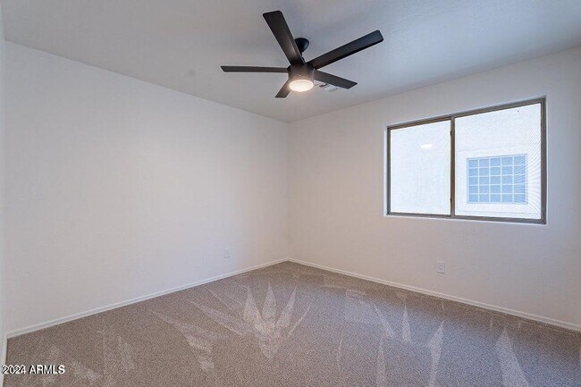 Building Photo - 20858 N 90th Ave