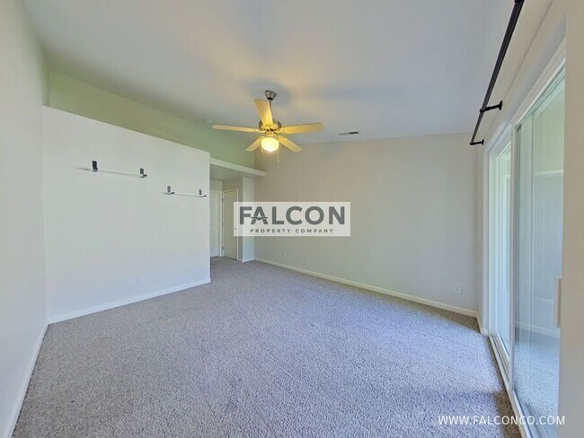 Building Photo - 6925 Ash Creek Heights