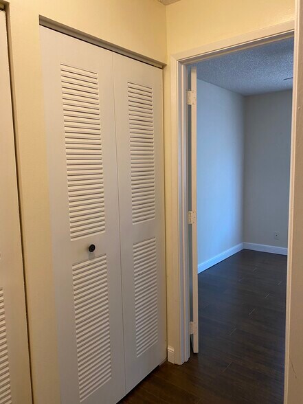 Building Photo - 18595 Egret Way