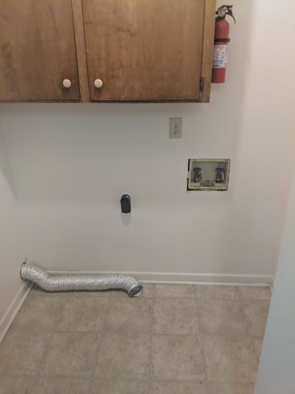 Building Photo - 107 Rainbow Cir