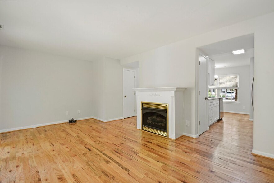 Building Photo - 9922 Matti Hill Ct