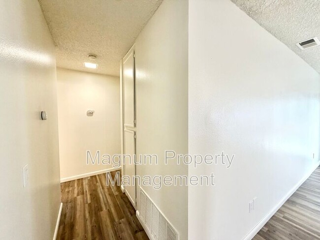Building Photo - 24690 Rugby Ln