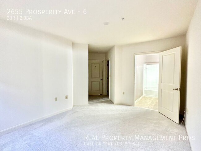 Building Photo - 2655 Prosperity Ave