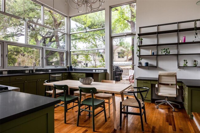 Building Photo - 1504 Treadwell St