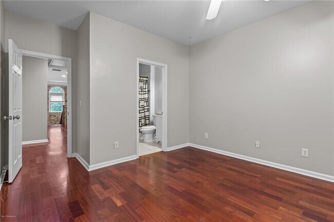 Building Photo - 2990 Hearthstone Dr