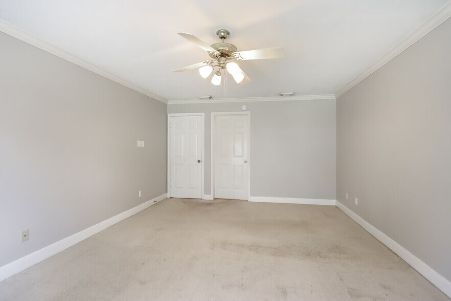 Building Photo - 3102 Hickory Falls Dr