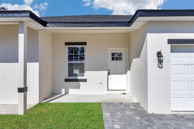 Building Photo - 495 Marion Oaks Manor