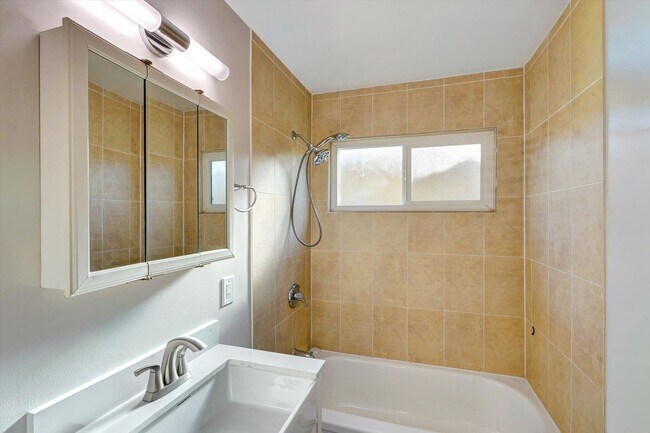 Building Photo - Spacious 4-Bedroom Whittier Home with Updated Kitchen