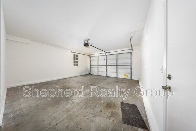 Building Photo - 2985 Breezy Meadow Cir