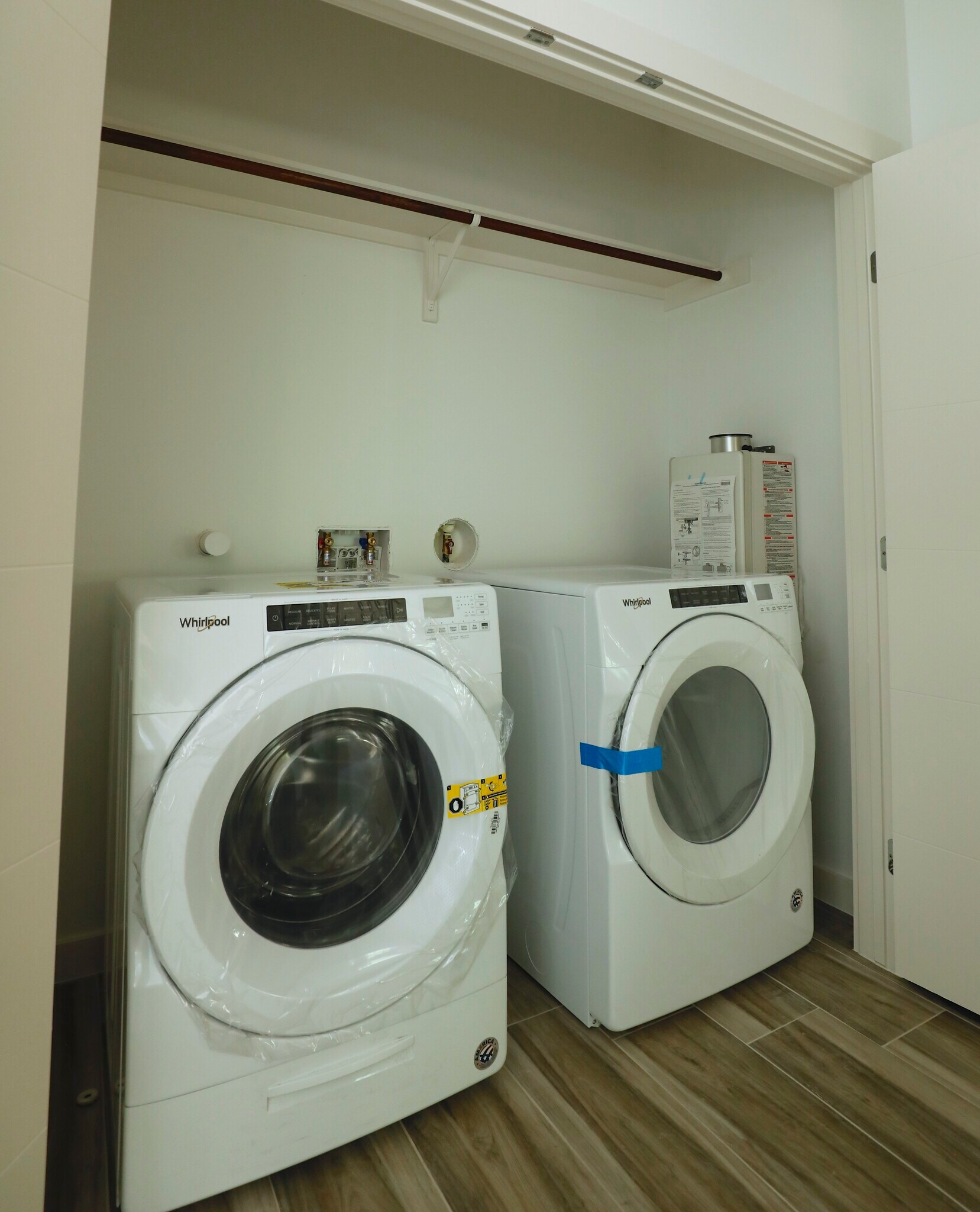 washer dryer - 3466 Willowrun Dr