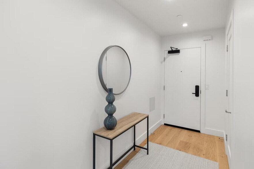 Building Photo - 761 Minna St