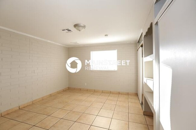 Building Photo - 5514 W Monterosa St