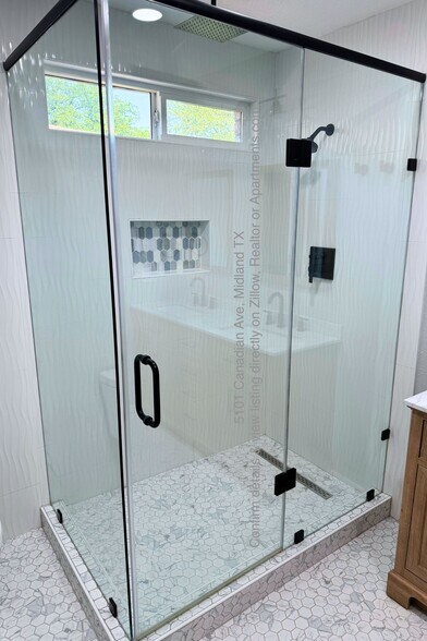 Primary Bathroom Walk in Shower - 5101 Canadian Ave