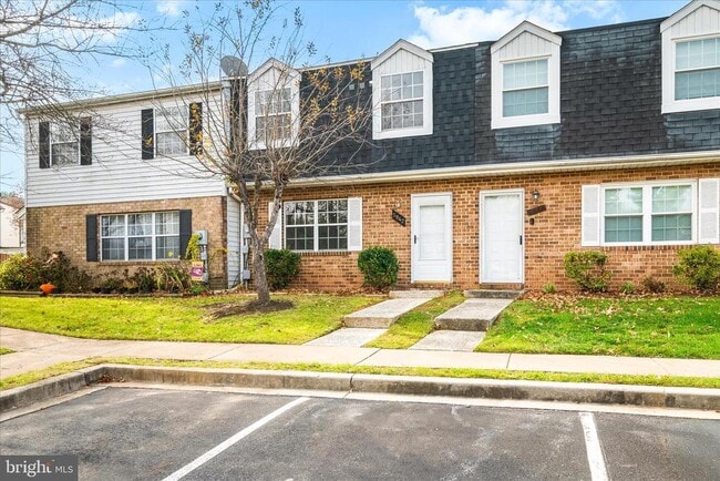 Primary Photo - 5842 Holly Hock Pl