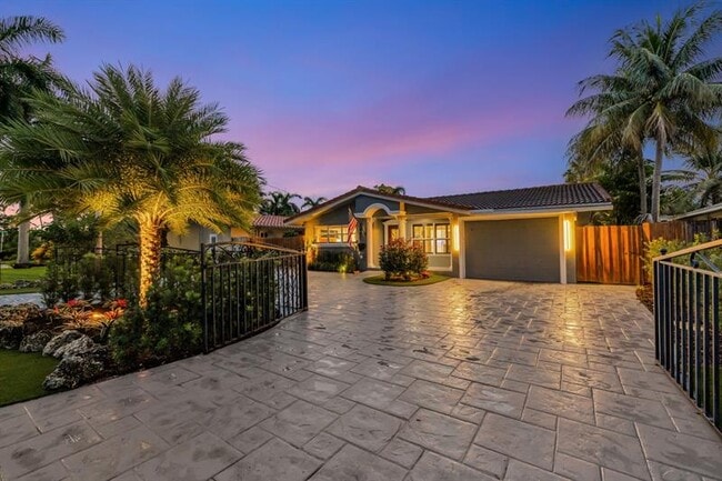 Primary Photo - 2407 NE 17th Terrace