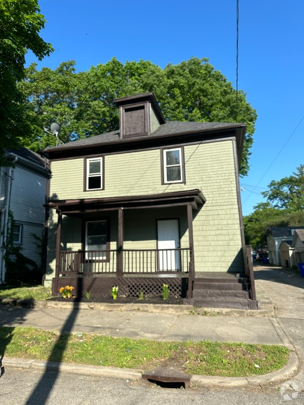 Building Photo - 123 N 9th St