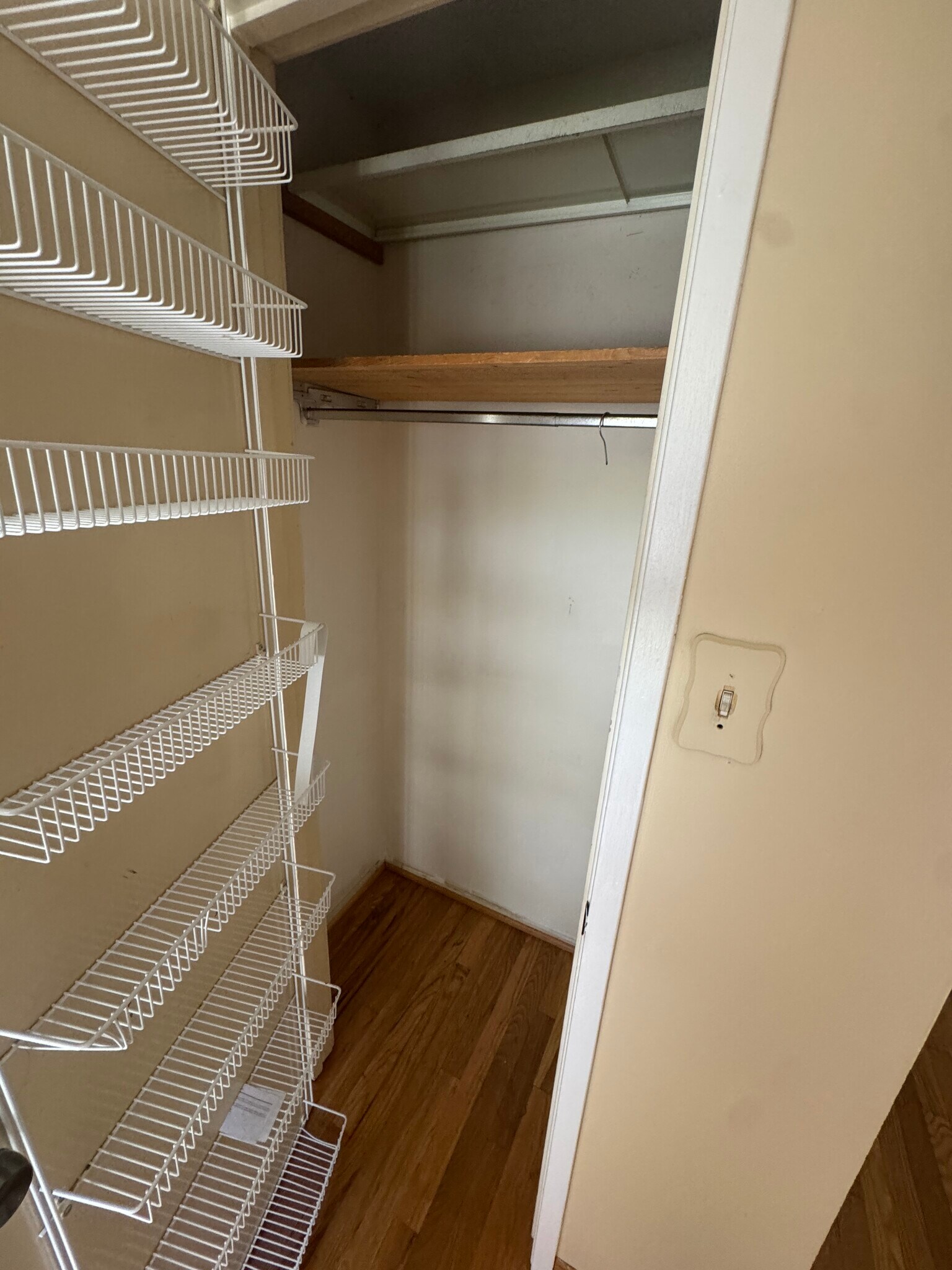 Coat closet at the entrance - 19621 Sparr Spring Rd