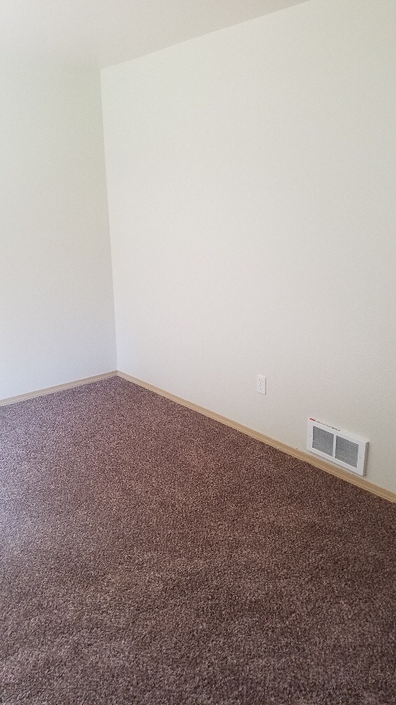 Building Photo - STATUS: UNAVAILABLE; RENTED - R106 $1895  ...