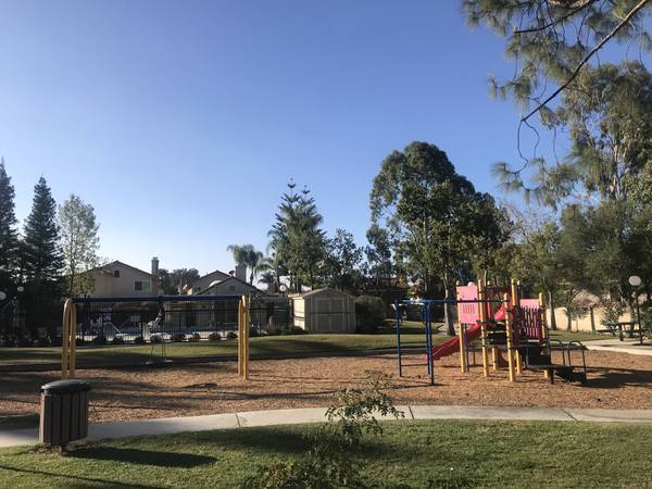 Building Photo - 10484 Agate Ave