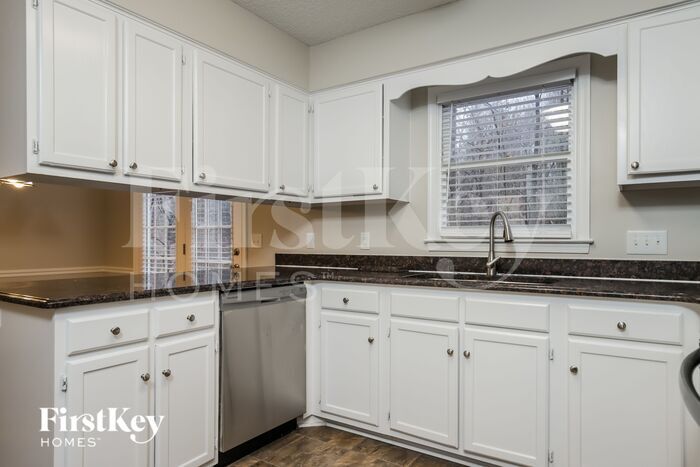Building Photo - 6297 Starboard Dr