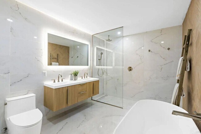 Building Photo - 8701 Churchill Rd