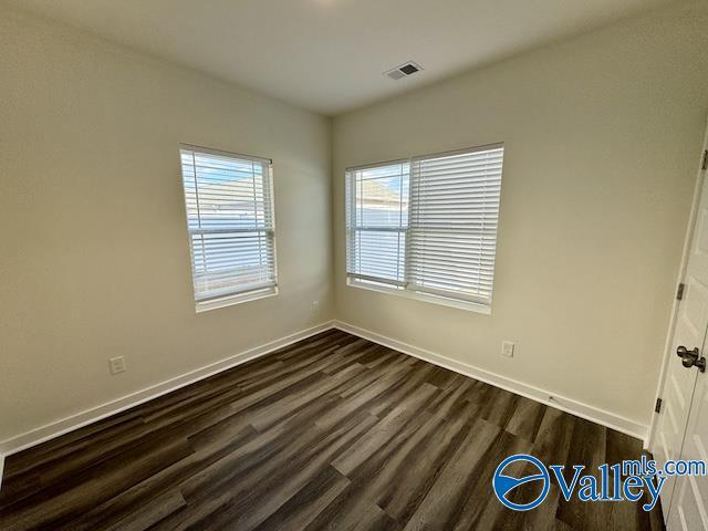 Building Photo - 418 Falls Pointe