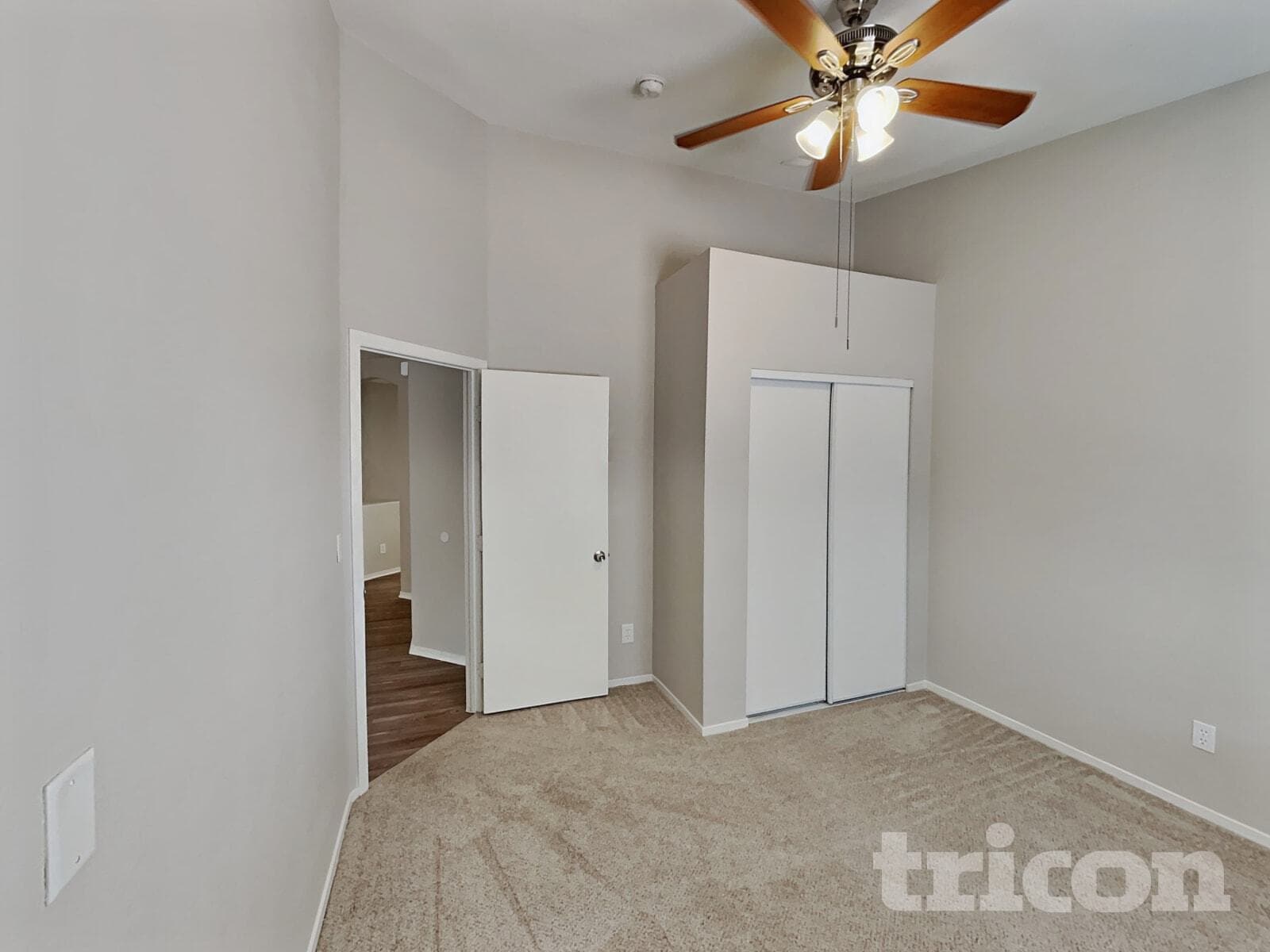 Building Photo - 6232 Diazo St