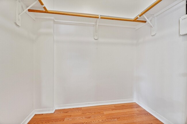 Building Photo - 24203 Pinecreek Point