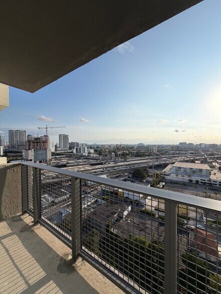 Building Photo - 1480 Biscayne Blvd
