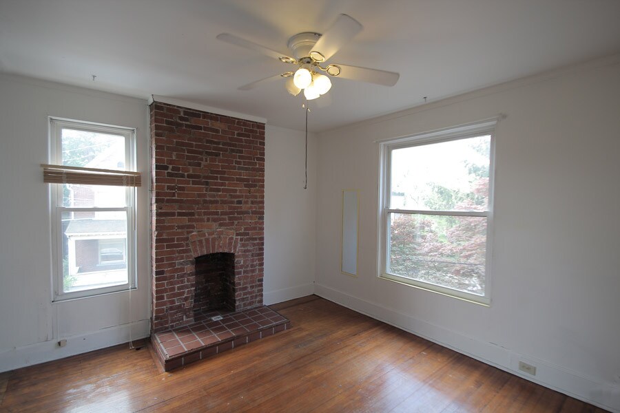 Building Photo - 322 S Trenton Ave