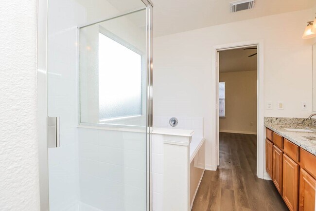 Building Photo - 1506 Imperial Manor Ln