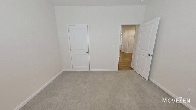 Building Photo - 1131 Staghorn Ave