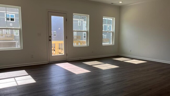 Building Photo - 836 Basswood Gln Trl